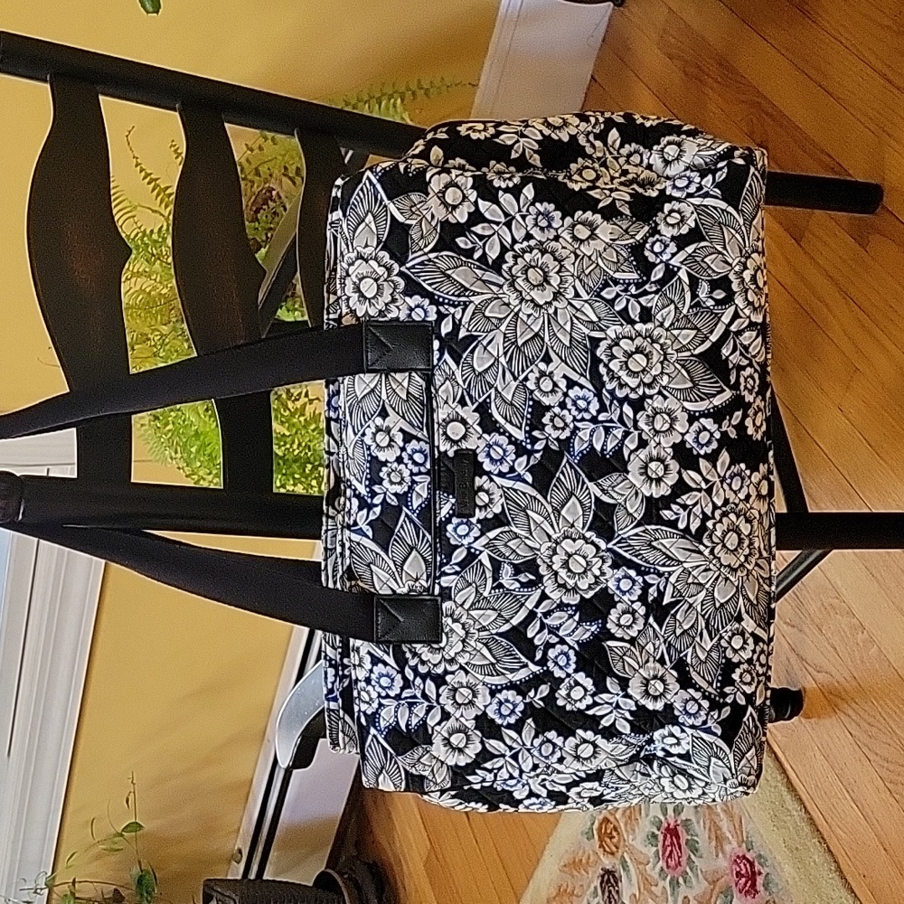 Vera Bradley travel tote